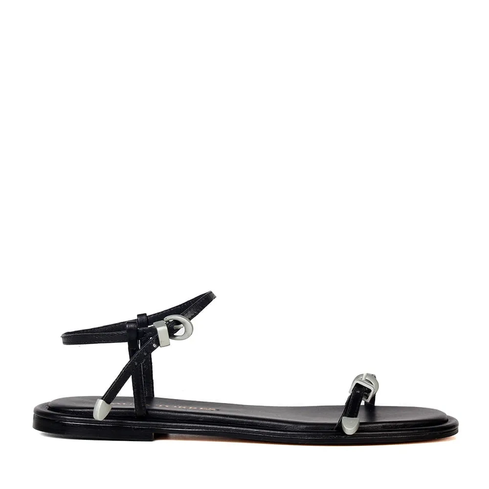 RASTEIRA LORENA PRETO