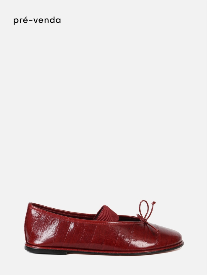 SAPATILHA EM COURO VALENTINA BURGUNDY MARY JANE