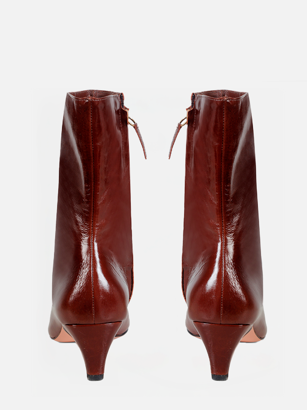 BOTA JÚLIA CONHAQUE