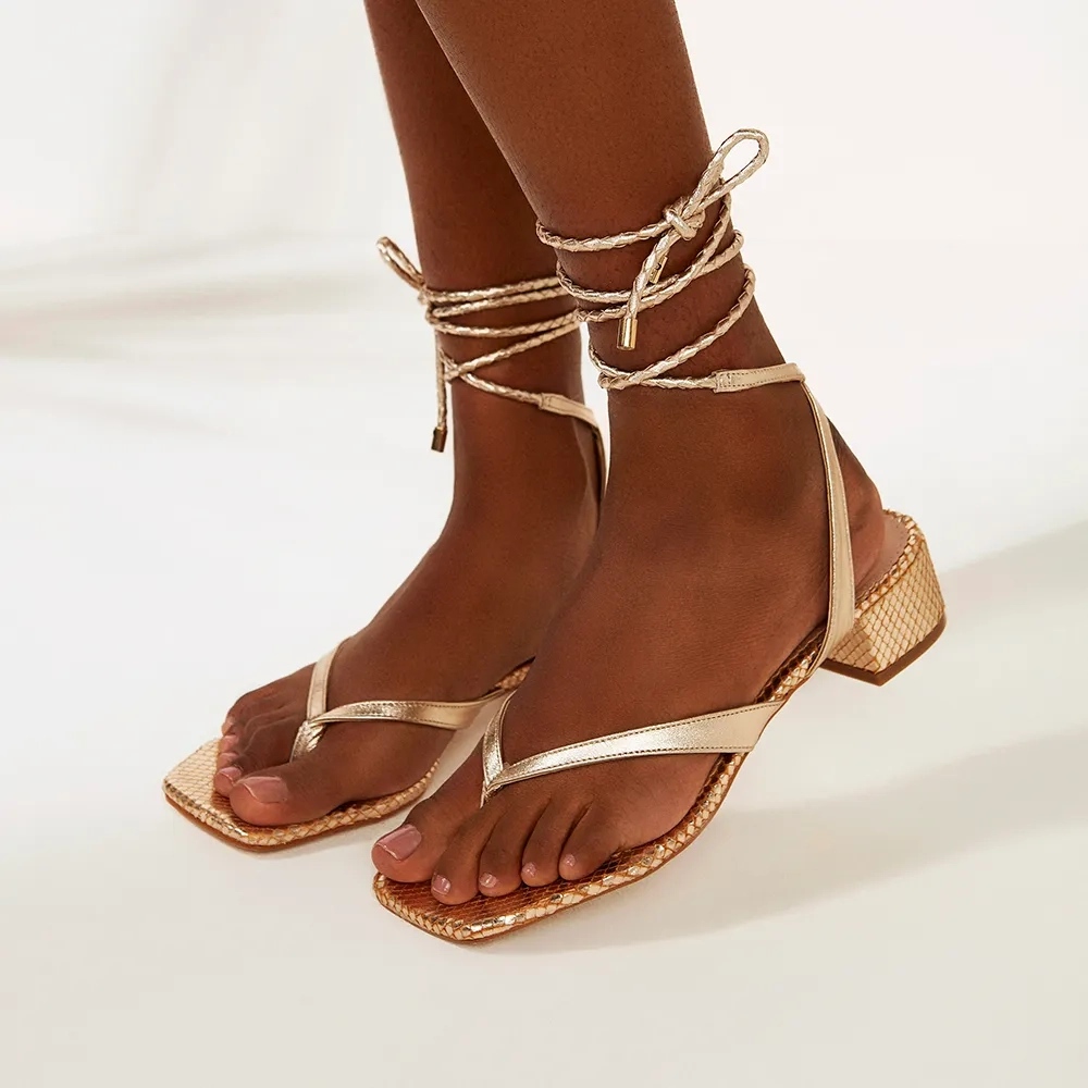 SANDÁLIA BIA SATURNO