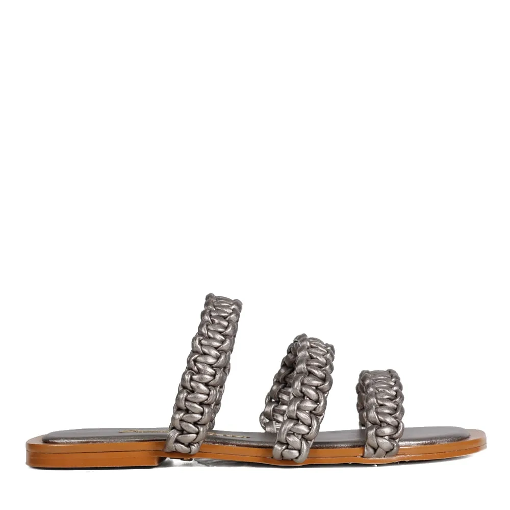 RASTEIRA PAOLA GRAFITE