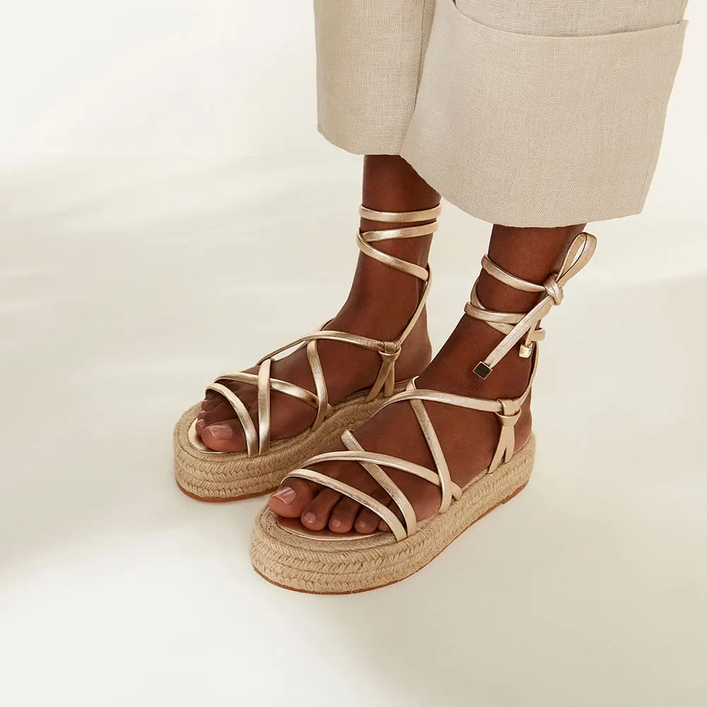 RASTEIRA EVA SATURNO