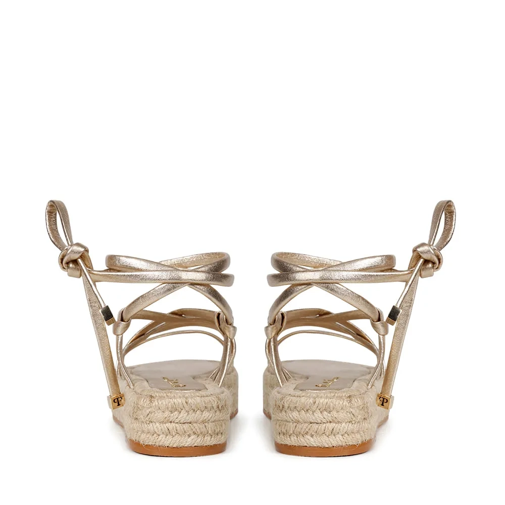 RASTEIRA EVA SATURNO