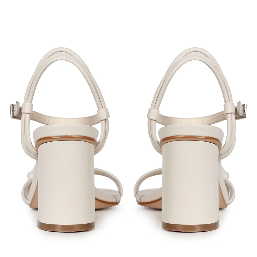 SANDÁLIA SARA LINHO