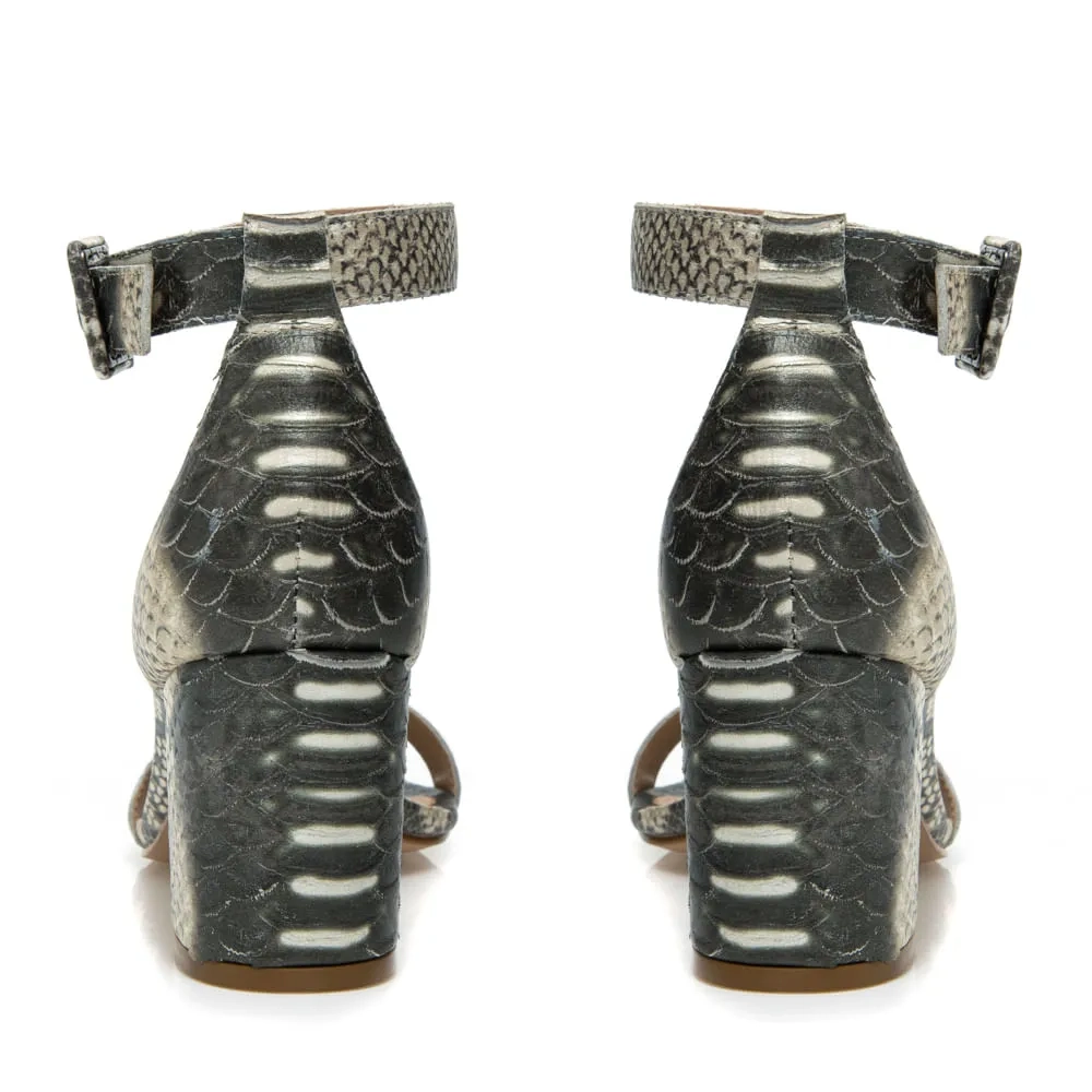 SANDÁLIA MARS FENDI