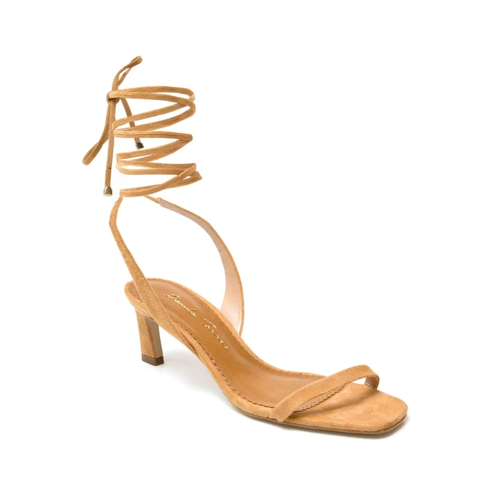 SANDÁLIA NARA CARAMELO