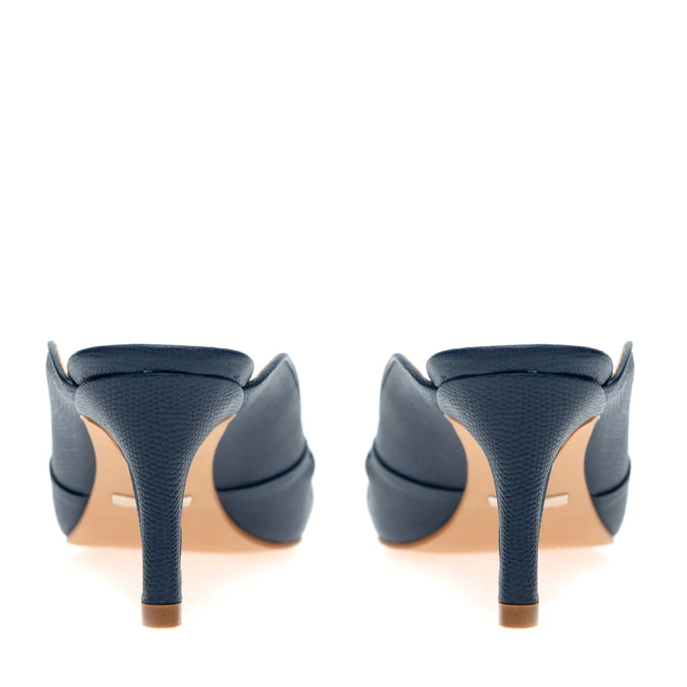 MULE RENATA AZUL MARINHO