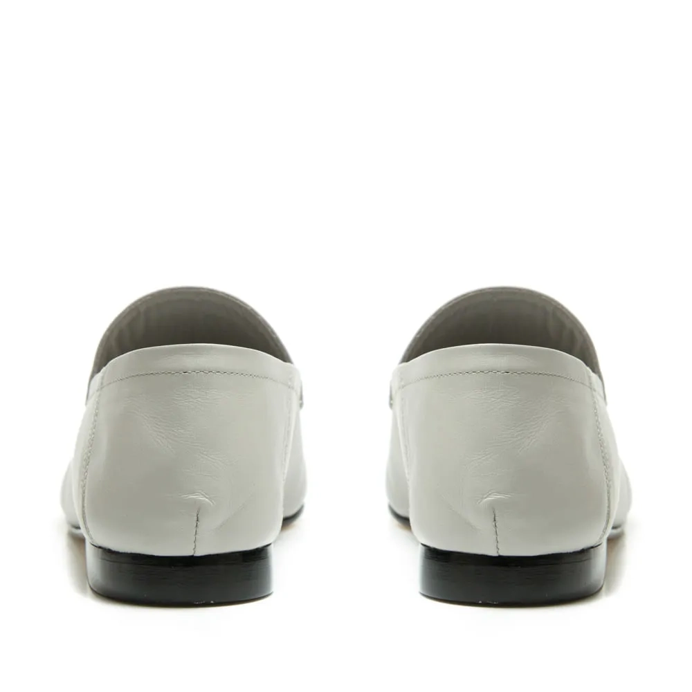 MOCASSIM CAROL CINZA