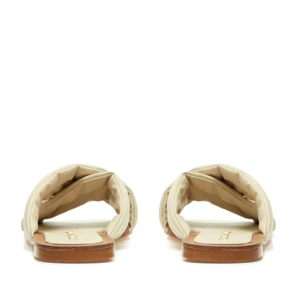 RASTEIRA LUCCA PEROLA