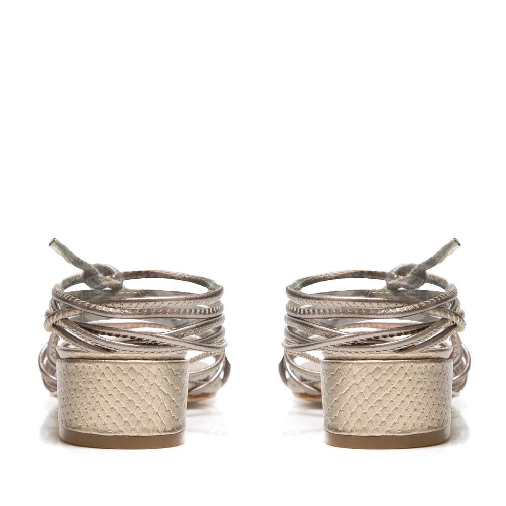 SANDÁLIA ÁGATHA GRAFITE