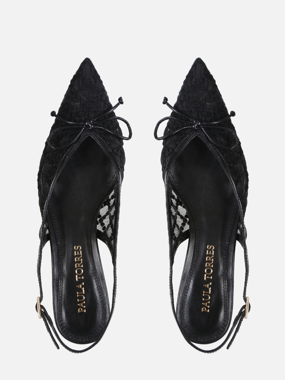 SCARPIN EM TELA BORBADA VALENTINA PRETO SLINGBACK SALTO BAIXO