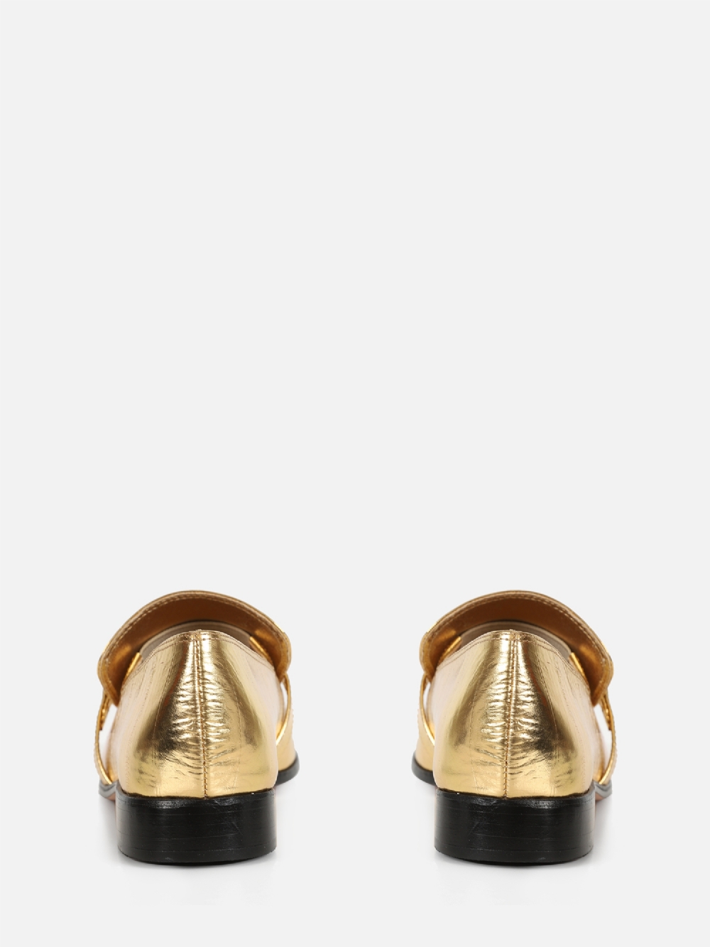 MOCASSIM EM COURO METALIZADO CHIARA OURO BICO QUADRADO