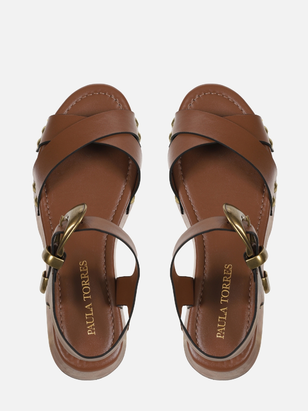 FLATFORM EM COURO LEONA TOBACOM COM PLATAFORMA DE MADEIRA